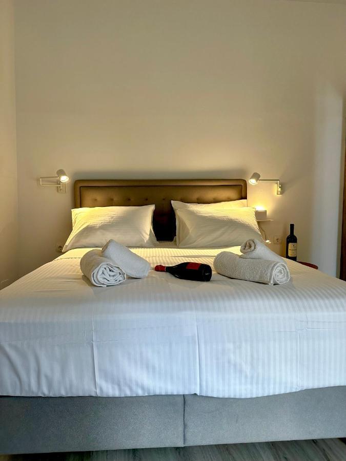 Travelers Luxury Suites, Studios & Apartments Corfu  Экстерьер фото