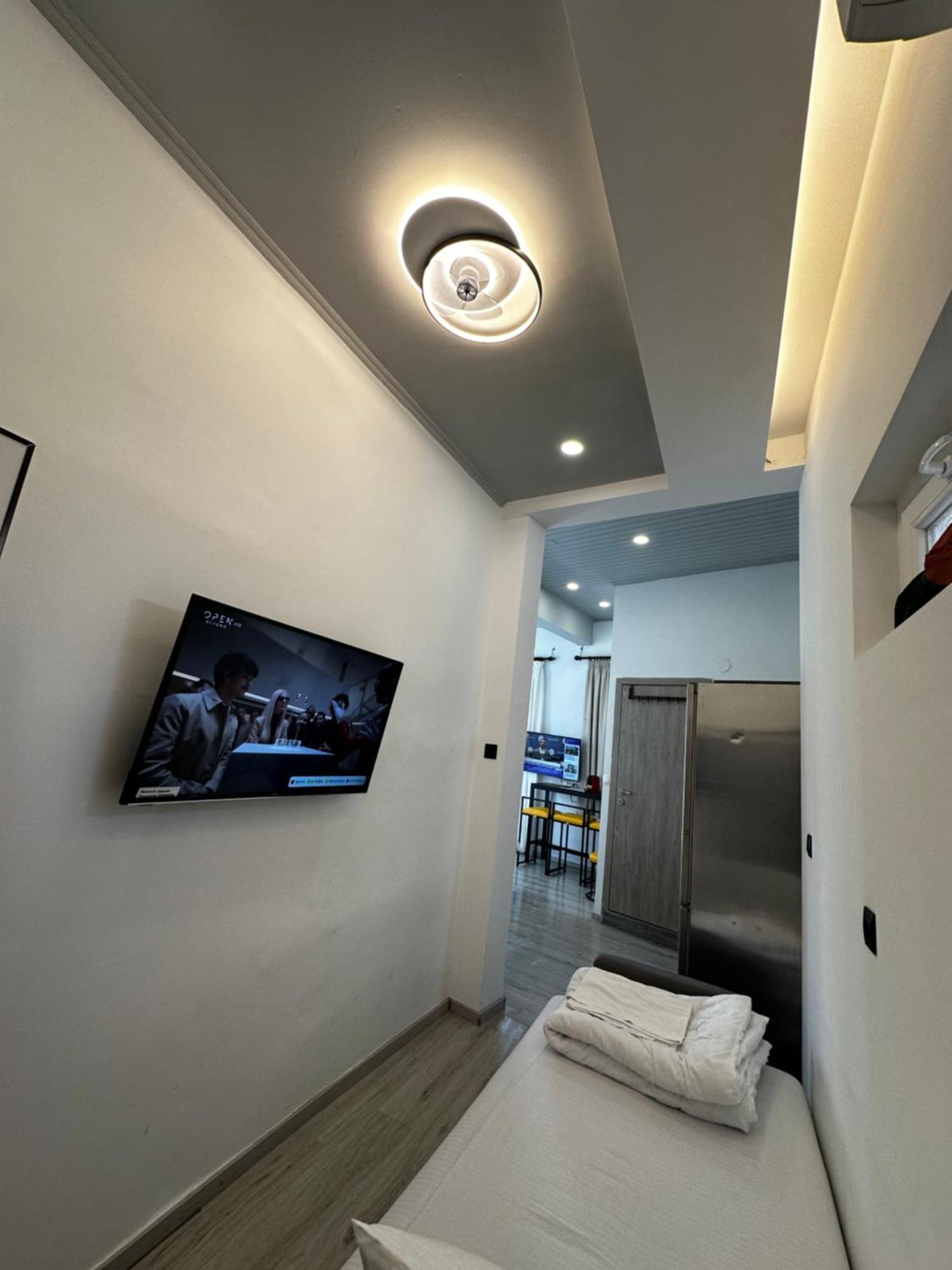Travelers Luxury Suites, Studios & Apartments Corfu  Экстерьер фото