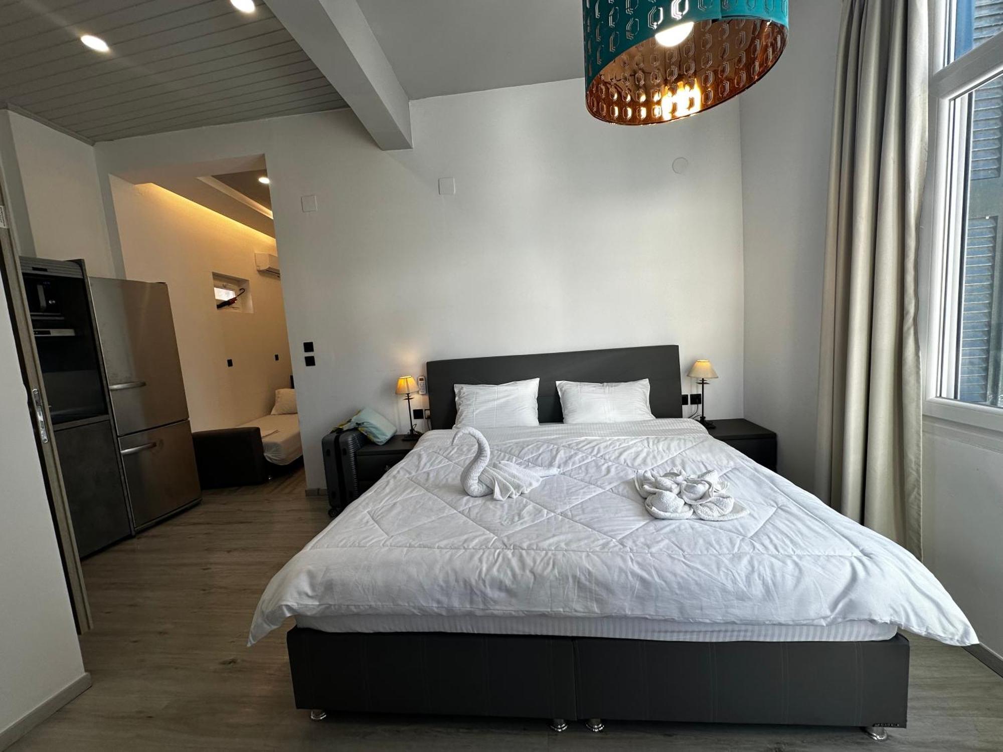 Travelers Luxury Suites, Studios & Apartments Corfu  Экстерьер фото