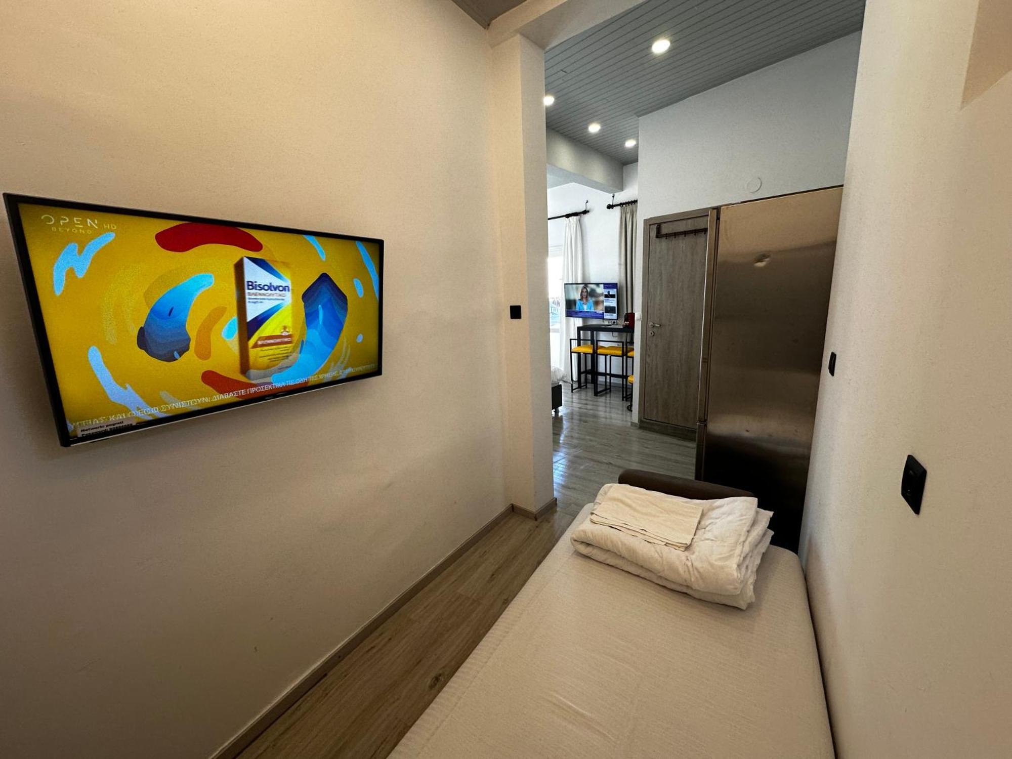 Travelers Luxury Suites, Studios & Apartments Corfu  Экстерьер фото