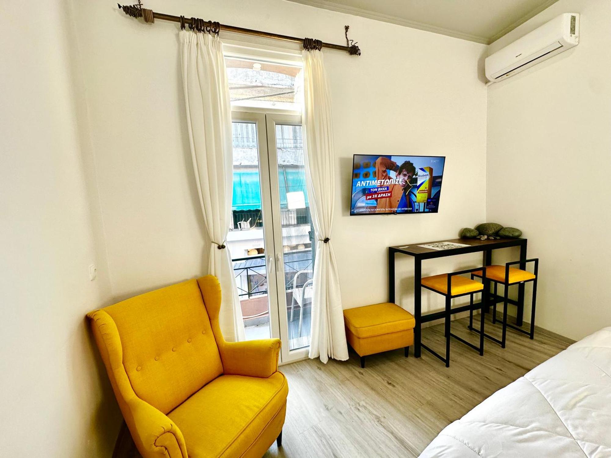Travelers Luxury Suites, Studios & Apartments Corfu  Экстерьер фото