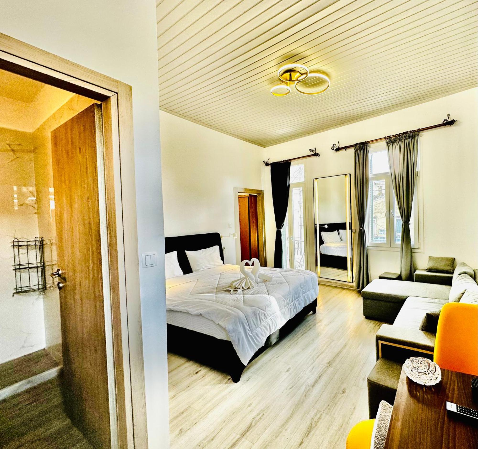 Travelers Luxury Suites, Studios & Apartments Corfu  Экстерьер фото