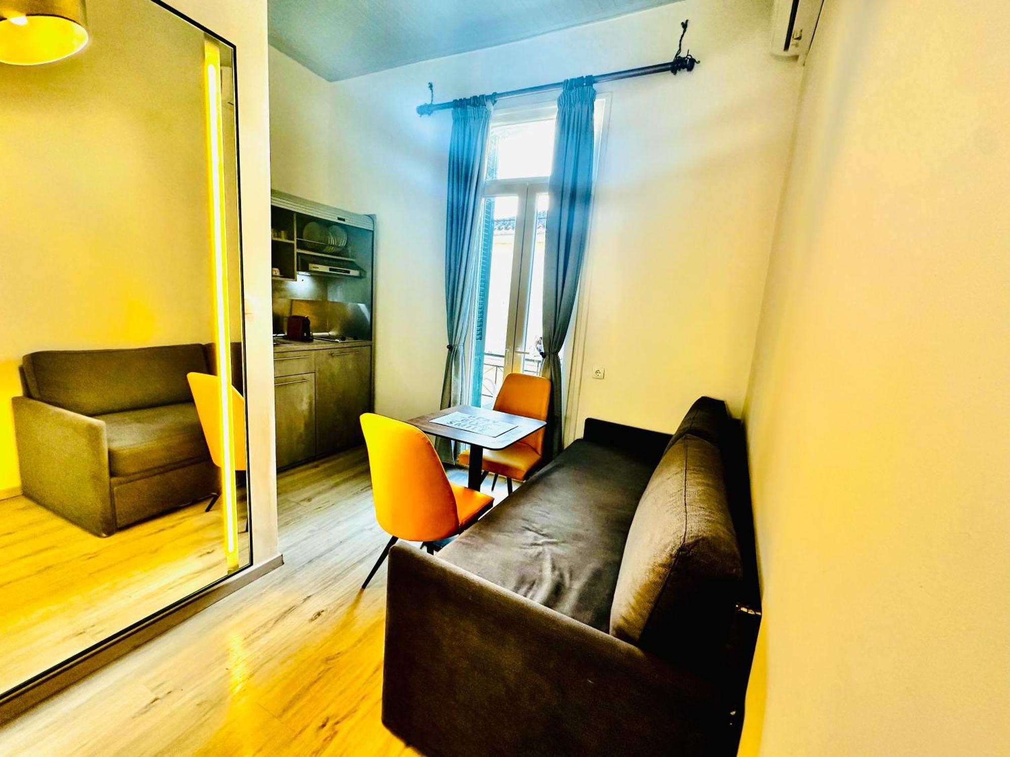 Travelers Luxury Suites, Studios & Apartments Corfu  Экстерьер фото