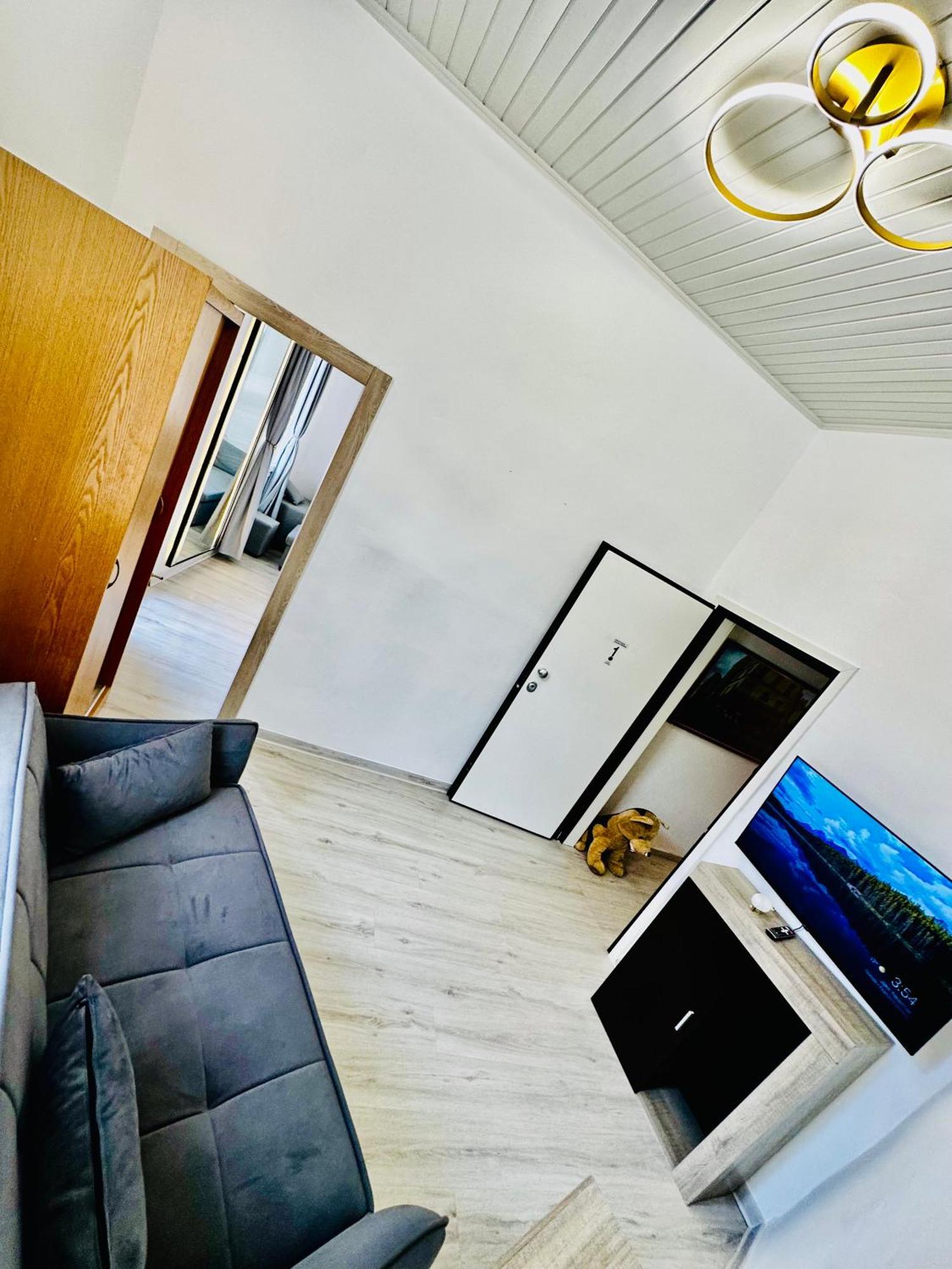 Travelers Luxury Suites, Studios & Apartments Corfu  Экстерьер фото