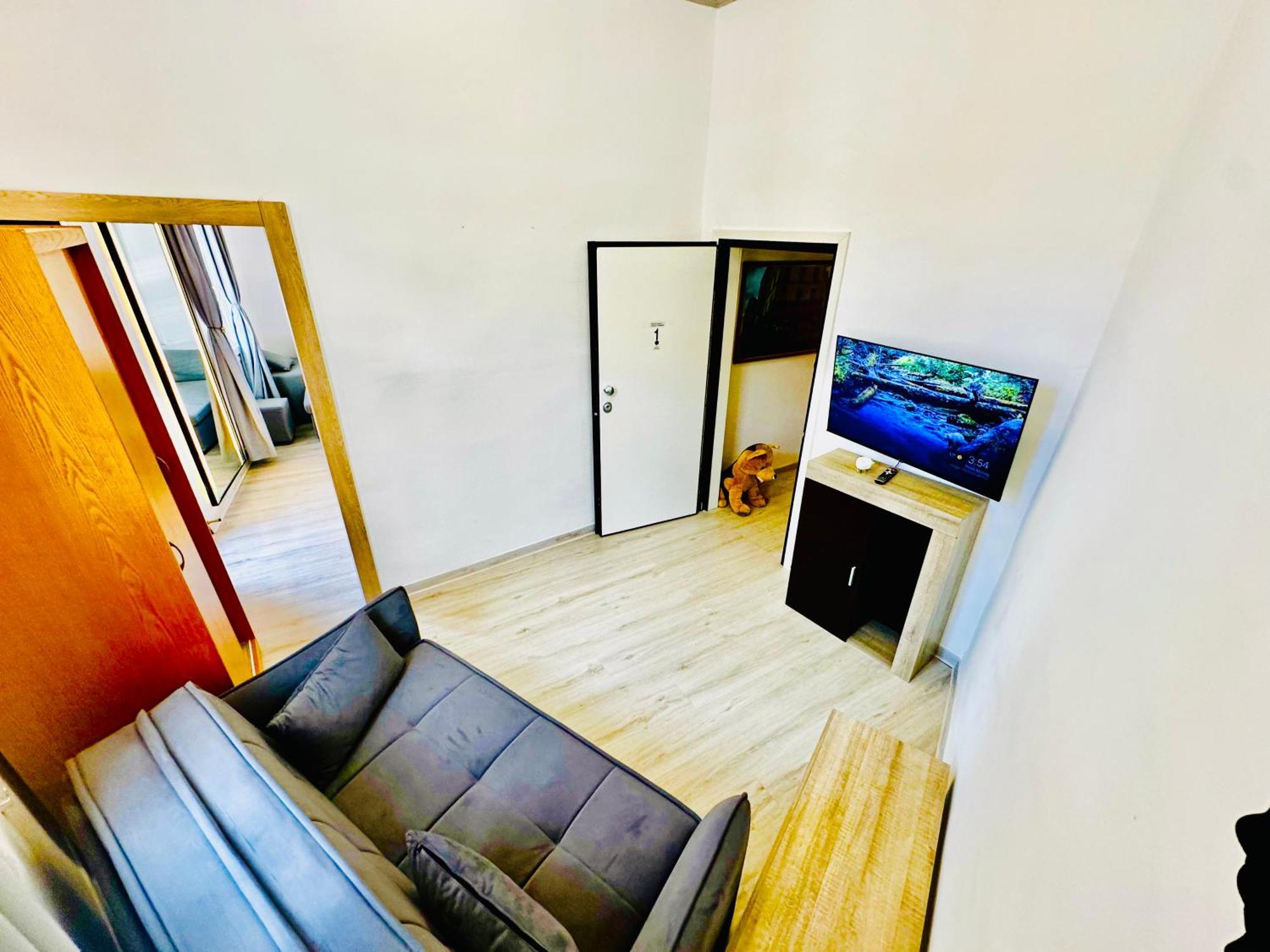 Travelers Luxury Suites, Studios & Apartments Corfu  Экстерьер фото